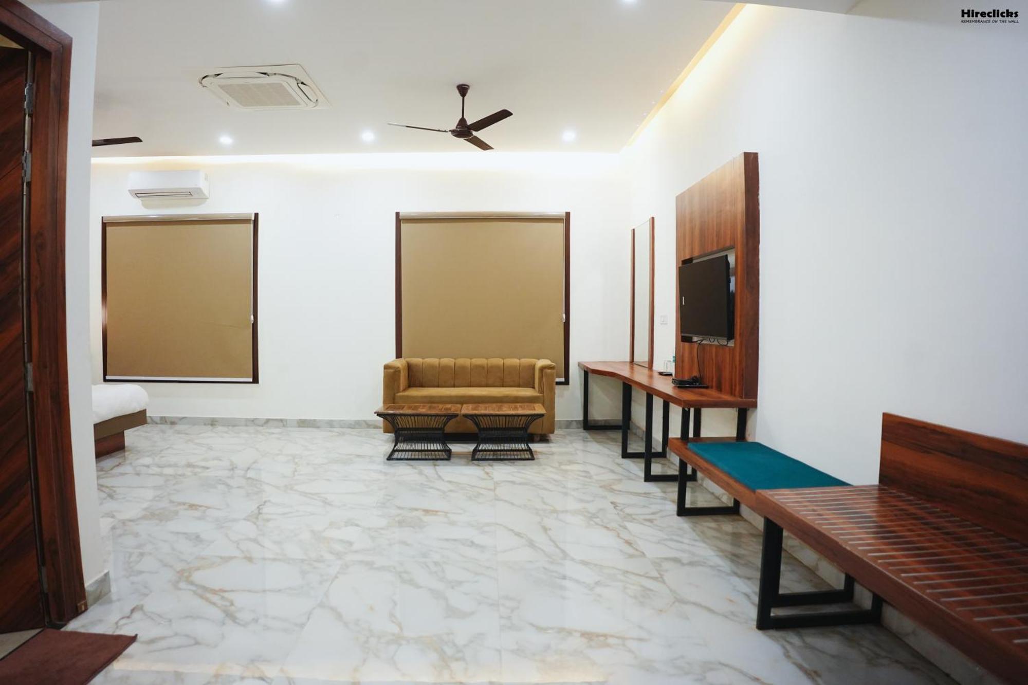 The Krati Resort And Convention Centre Bareilly Eksteriør billede